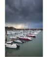 Trébeurden — voiliers au mouillage sous nuages menaçants