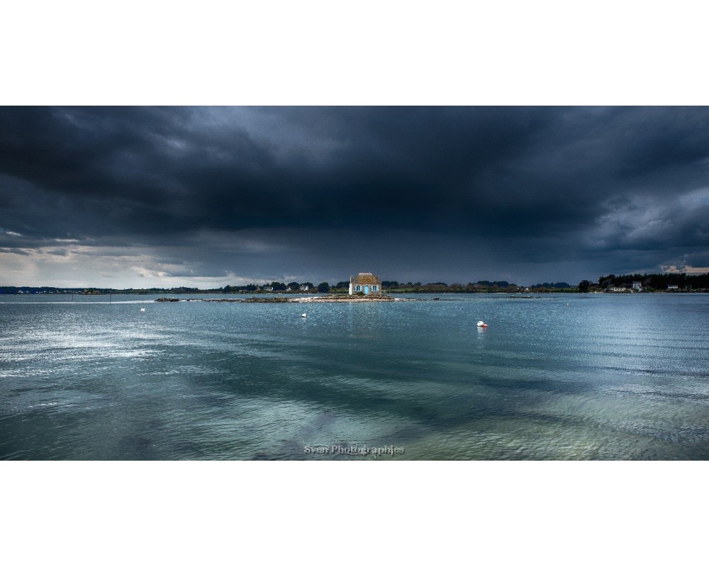 Ciel d'orage sur la rivière d'Étel à Saint-Cado