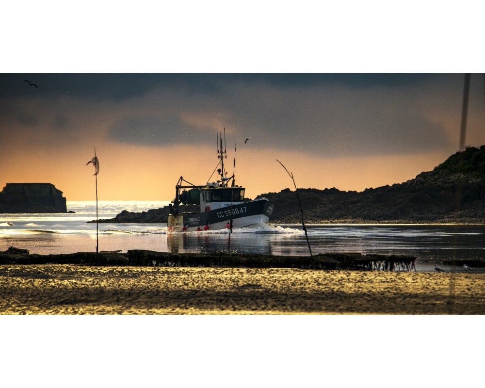 Bateau sur le Belon au coucher du soleil