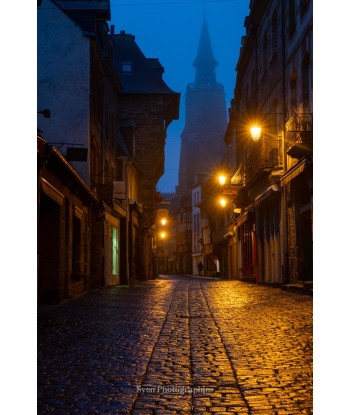 Dinan — ruelle médiévale à...