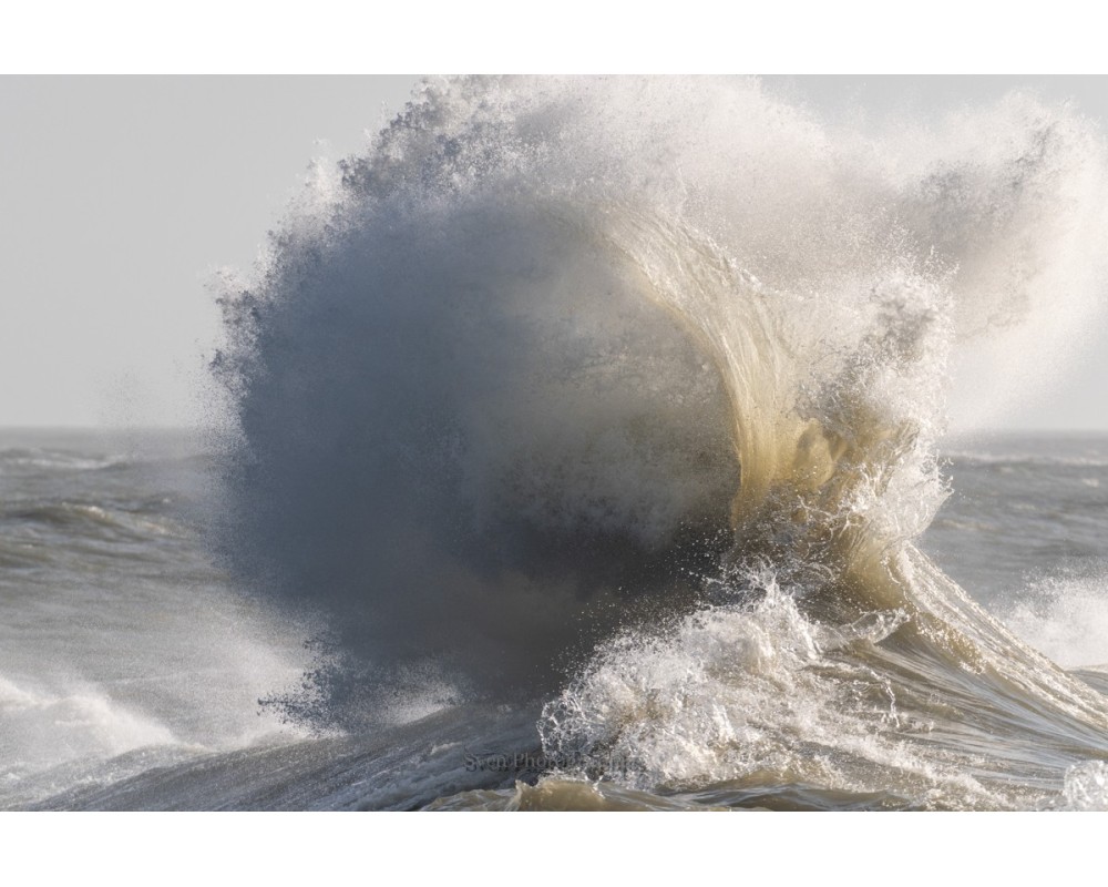 Tempête Henk, boule d'écume au large de Lomener