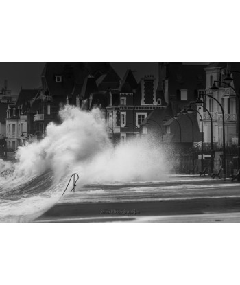 Saint-Malo — vague géante...