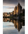 Château de Josselin, dernières lueurs du soir et reflet dans l'Oust