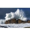 Tempête Herminia, gerbe d'écume sur les rochers de Lesconil
