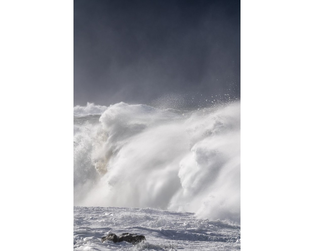 Tempête Herminia à la pointe du Raz, mer en furie