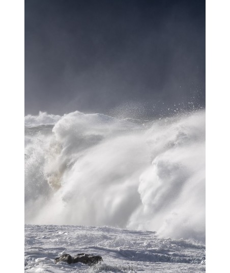 Tempête Herminia à la pointe du Raz, mer en furie