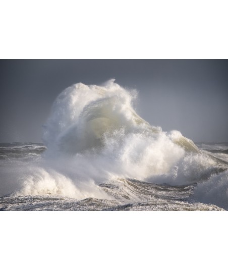 Tempête Herminia, vague translucide à Lesconil