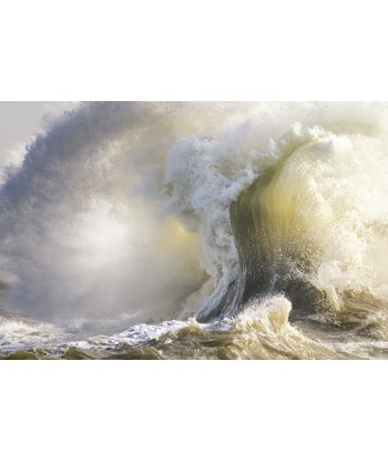 Tempête Herminia à Lesconil, vague en rouleau dans la lumière