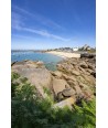 Rochers de granite rose et plage de Trégastel — Fougères et eaux turquoise