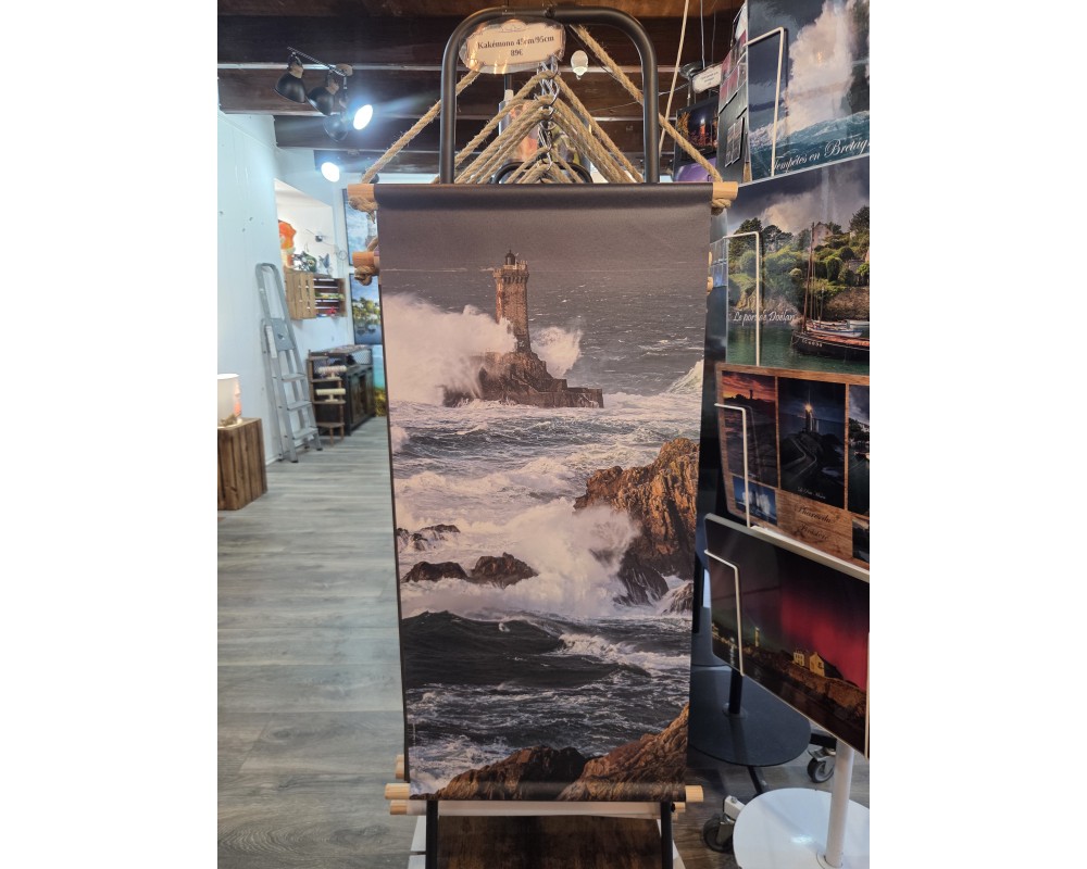 Kakemono phare de la Vieille dans les vagues – 45 × 95 cm