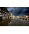 Quimperlé — Ciel de tempête sur la ville engloutie, la crue en plein jour