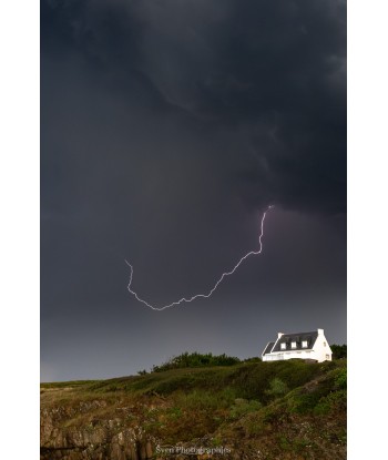 Orage sur la côte — éclair...