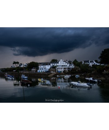 Ciel orageux sur le port de Doëlan – Bretagne