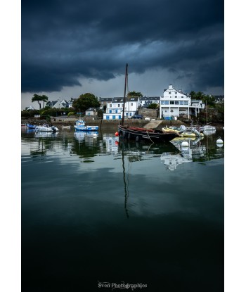 Reflets sous l'orage sur le port de Doëlan – Bretagne