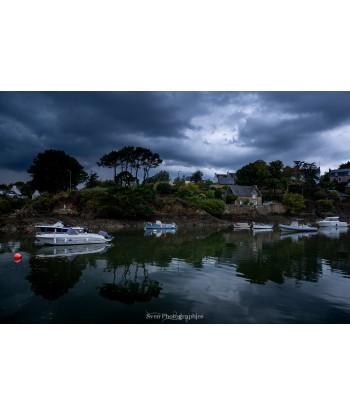 Reflets de ciel chargé sur le port de Doëlan – Début d'automne