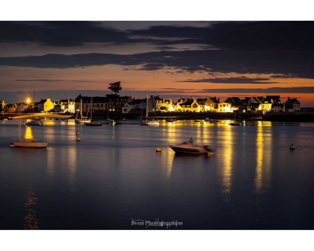 Île-Tudy à l'heure bleue – reflets dorés sur l'estuaire