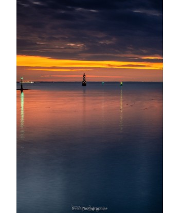 Lever du jour sur le phare des Perdrix – Loctudy