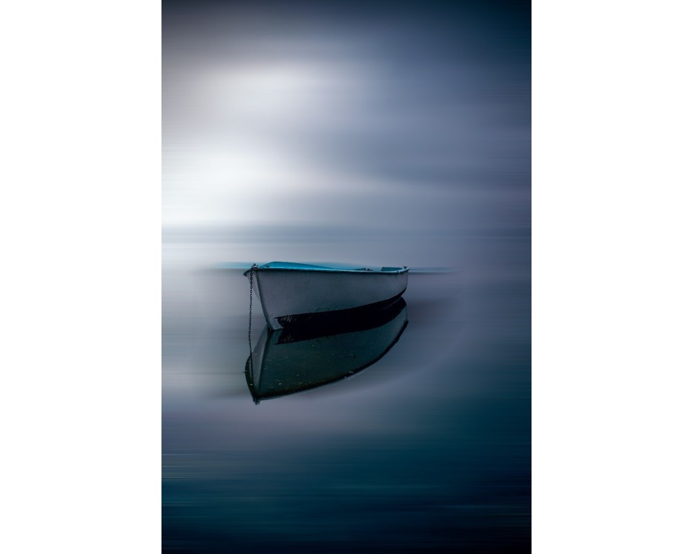 Barque dans la lumière bleue de Vioreau, flou directionnel