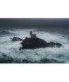 Phare de Tevennec — Rocher noir et maison fantôme assaillis par les vagues