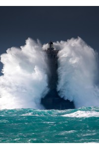 Photos vagues tempêtes phare du Four mer Iroise | Bretagne